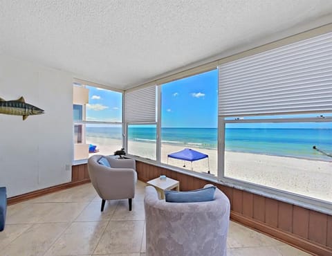 Madeira Vista 202 | Beach View