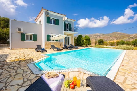 Beautiful villa with private pool and terrace