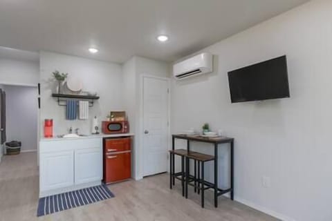 Dbeeadfb 0d41 4d24 b197 36d48d245806