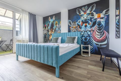 Room 1 (1)