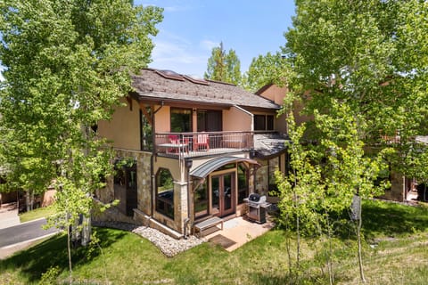 Cottage, House, Bench, Chair, Outdoors