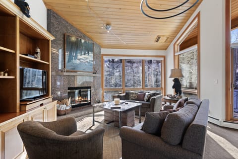 Furniture, Indoors, Living Room, Couch, Home Decor