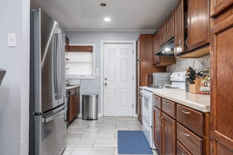 Kitchen | Cooking Essentials