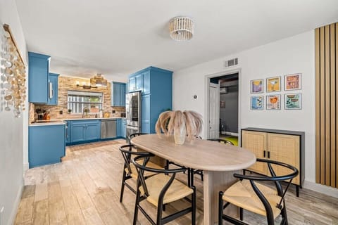 Dining room table for 8