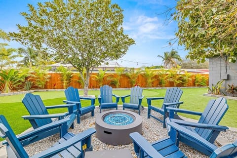 Fire Pit to enjoy the winter Florida Nights under the stars!