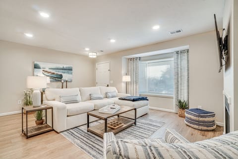 Helen Vacation Rental | 3BR | 3.5BA | 1,300 Sq Ft | Stairs Required