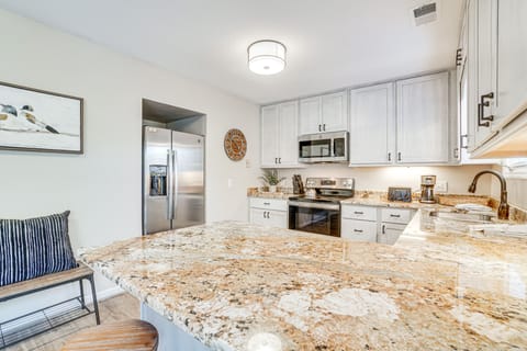 Kitchen | Bar Seating | Drip Coffee Maker