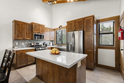 Breakfast Bar at Creekside Getaway at Northstar