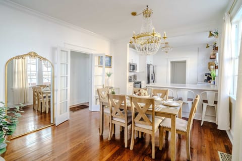 Dining Room #1: Comfortably seats 6.