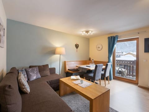 Appartement 5 "kathy" - Alpenrose Waidring Apartment in Salzburgerland