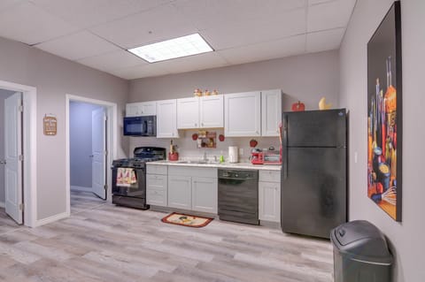 Kitchen | Drip Coffee Maker | Toaster Oven