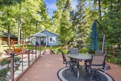 the_guest_cabin_0001_xpveuf