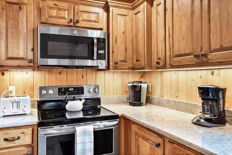 big_st_lodge_0111_dbwt40