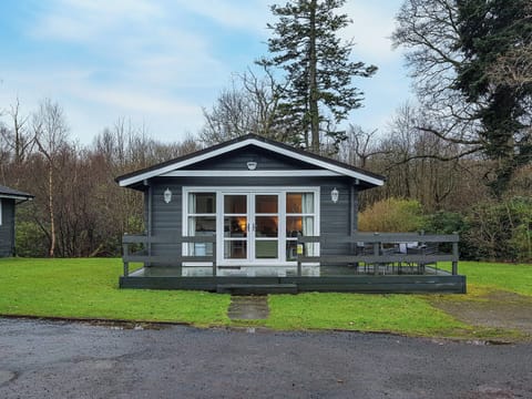 Exterior | Leven Lodge 3 - Loch Lomond Sanctuary Lodges, Loch Lomond