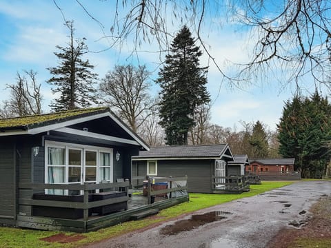 Exterior | Leven Lodge 3 - Loch Lomond Sanctuary Lodges, Loch Lomond