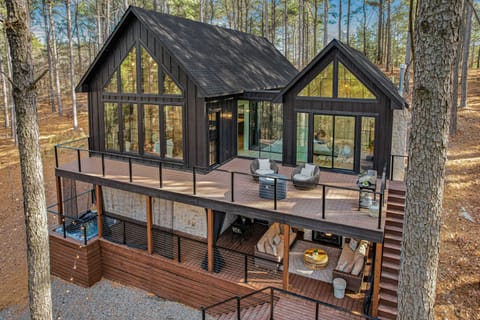 Broken Bow Vacation Rental | 1BR | 1.5BA | 1,860 Sq Ft | 2 Steps Required
