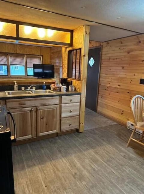 Full kitchen, awesome cabinets, full stove and refrigerator.