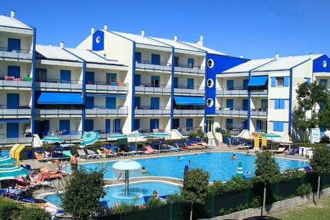 Holiday Home Swimming Pool
