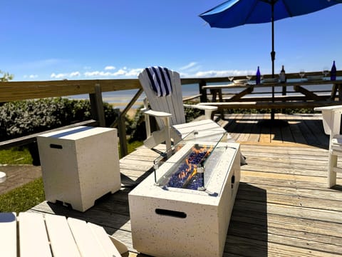 Fire table on Seaduction deck