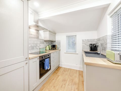 Kitchen | Violet Cottage - Ridley House, Yarm