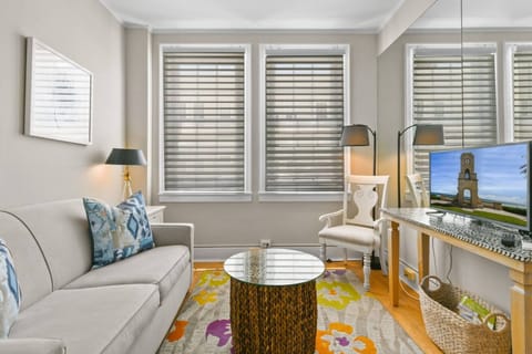 235SunriseAve#2221_03a