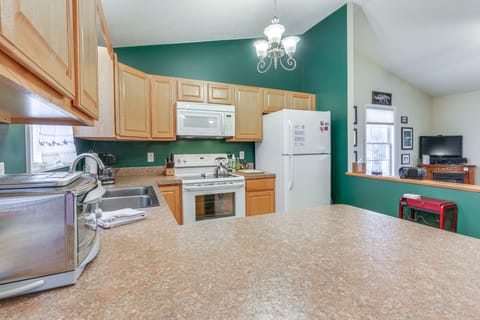 Kitchen | Cooking Basics | Drip Coffee Maker | Trash Bags/Paper Towels