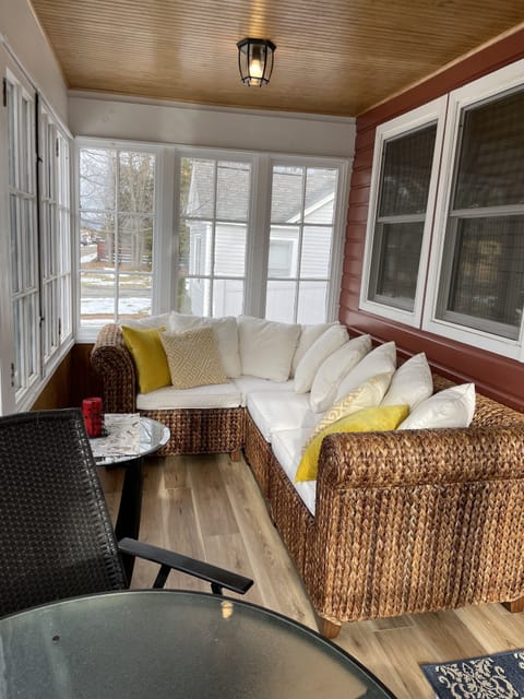 Front porch sitting area