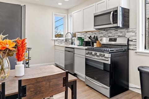 You are one click away from making your healthy breakfast in this kitchen!