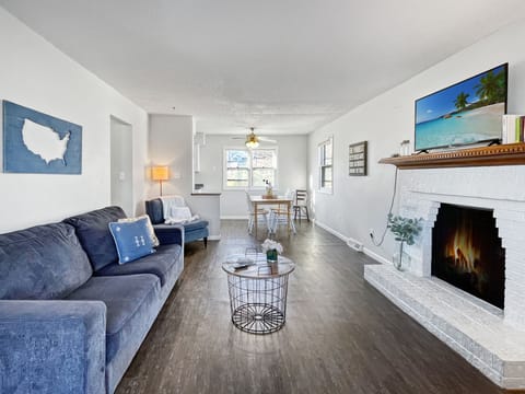 Gorgeous living room - lots of seating for games and relaxing