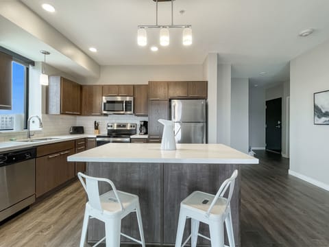 Full kitchen with island