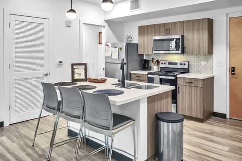 Fully equipped kitchen for making the simple meals to something extra special!