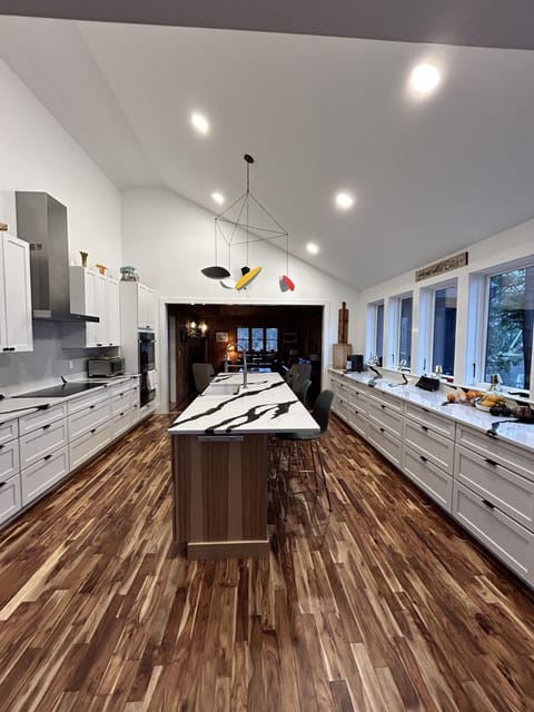 Chef's kitchen added in 2022