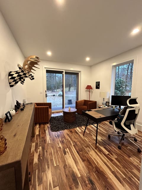 Home office offers a monitor