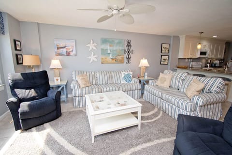 Welcome to Summer Winds 318!