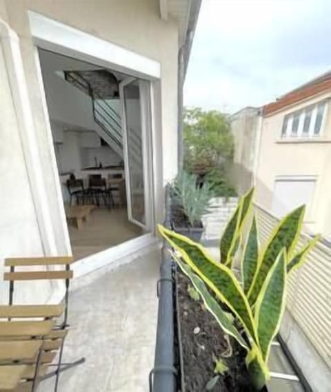 A6059d5f e15f 46f3 9af4 9efd7dfb6e64