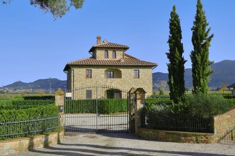 The tipical tuscany countryside house