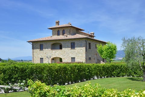 The tipical tuscany countryside house