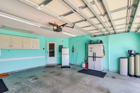 Garage | Parking (2 Vehicles)