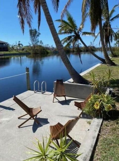 Landing overlooking the canal and sunsets
