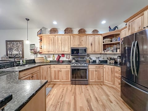 Fully equipped kitchen