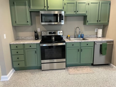 Fresh and updated kitchen with new appliances