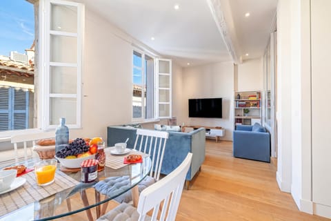 Living and dining room