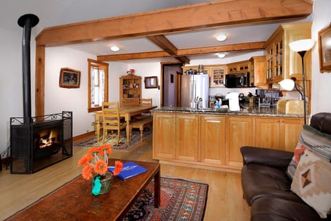 Living/dining/kitchen