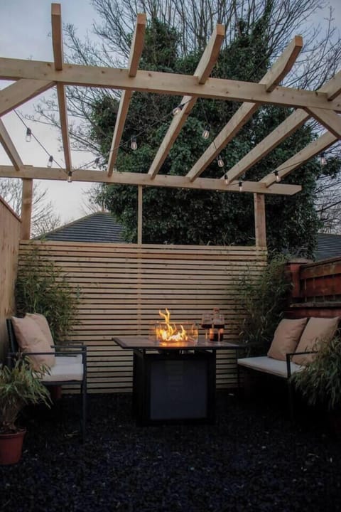 A gas firepit for those cosy evenings!