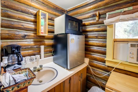 Kitchenette | Hot Plate