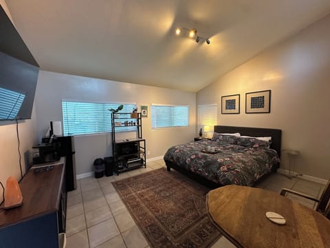 Very comfortable California king bed 