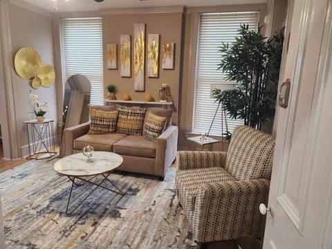 Entrance view Living Room