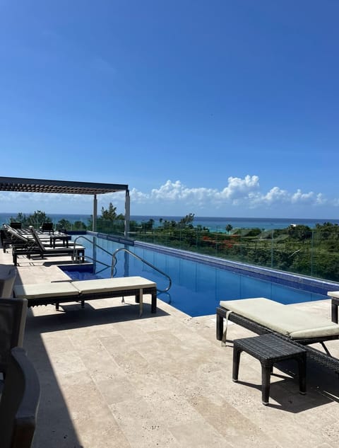 Rooftop Pool Overlooking Ocean