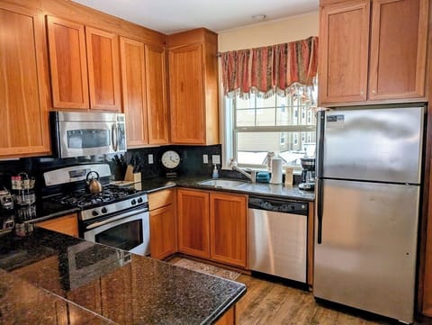 Fully equipped kitchen perfect for cooking meals for your entire group