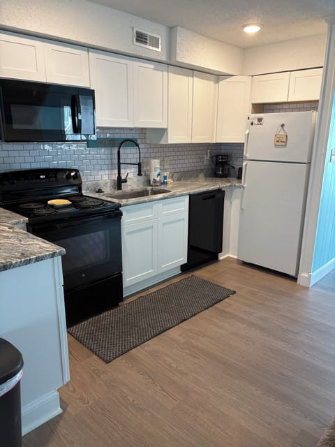 Plenty of room to cook and entertain!